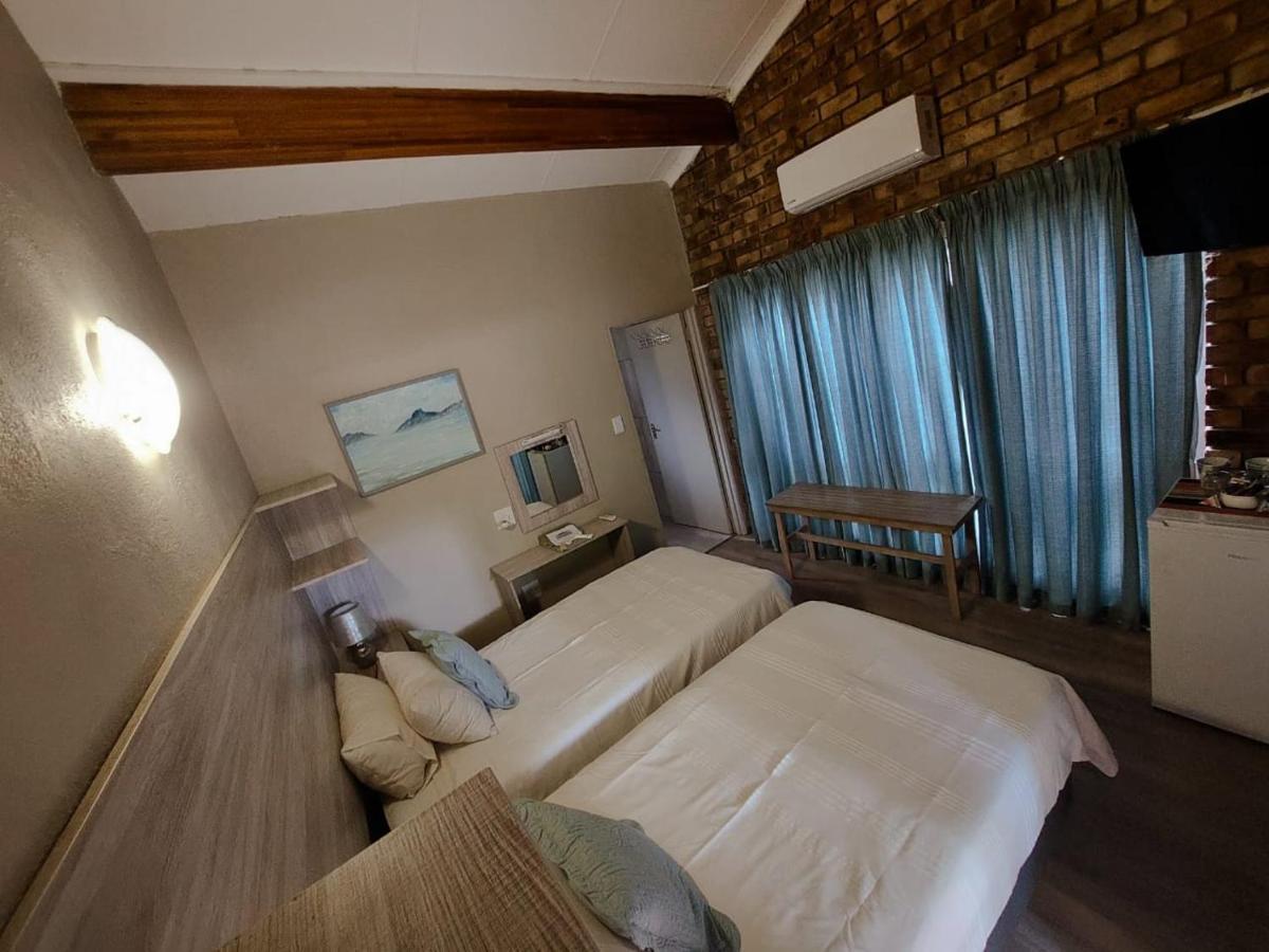 Kruger'S Guest House White River Exterior foto